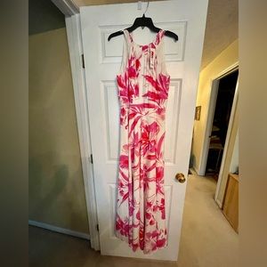 NWT Eliza J Halter Neck Maxi Dress
